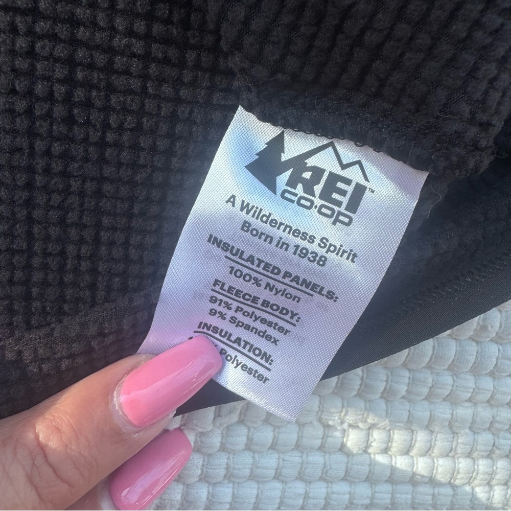 REI Co-op Insulated Hybrid Jacket Womens M Black Hiking Thumbhole Fleece - Picture 3 of 11
